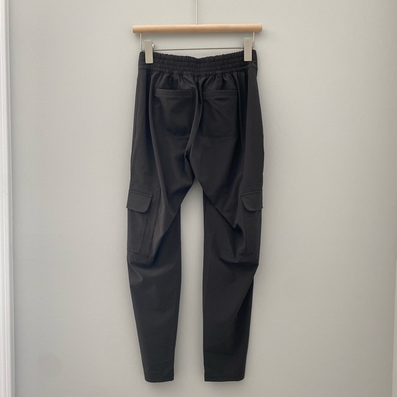 ATHLETA Chelsea Cargo Pants - Unlined - Picture 2 of 6